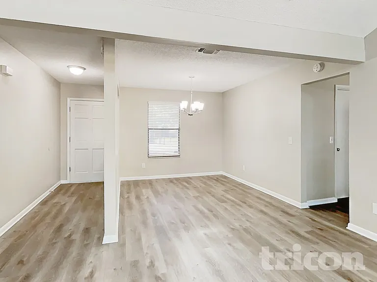 10672 Parliament Pl — Photo 4