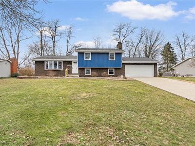 12963 Jamestown Ave NW, Uniontown, OH, 44685