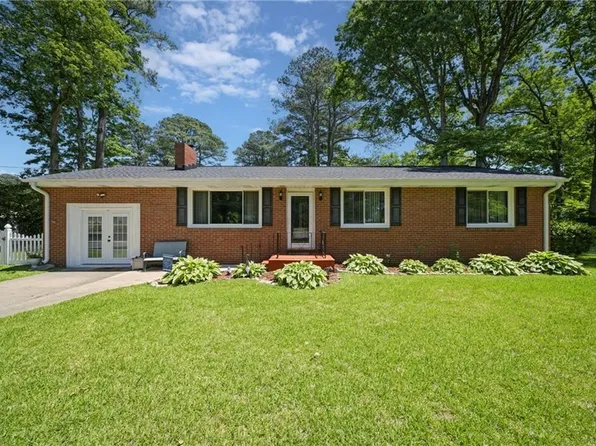 4021 Tanglewood Trl, Chesapeake, VA 23325