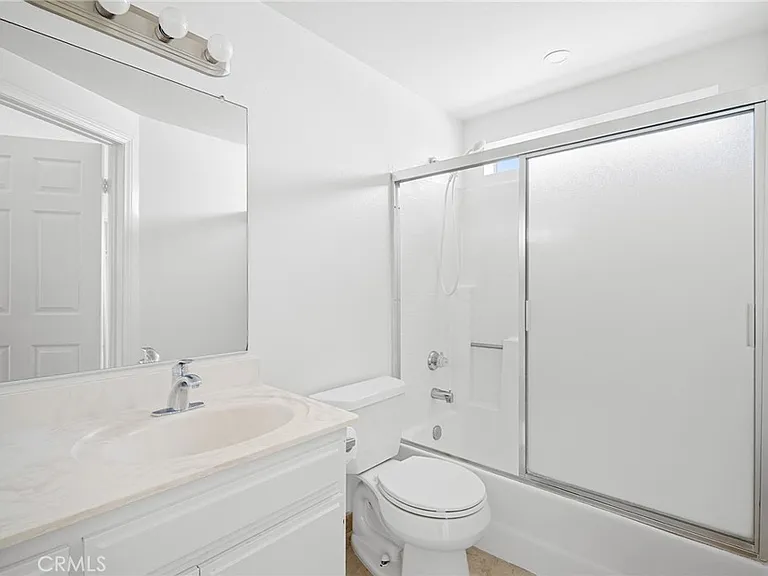 6406 Denny Ave #5 — Photo 14