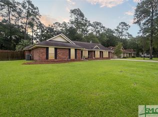 414 Willow Oak Ln, Hinesville, GA 31313