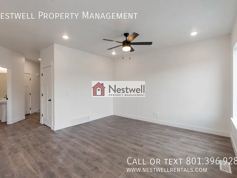 883 N Portman Way — Photo 11