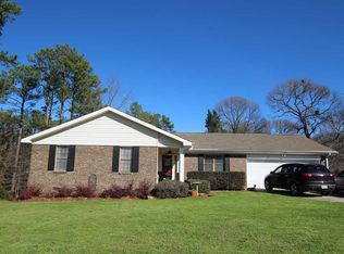 505 Woodhaven Rd, Centerville, GA 31028