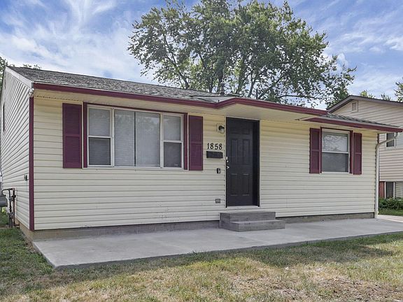 4th image of 1858 Somerset Ct E