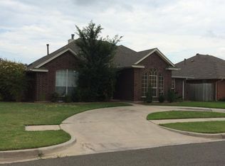2817 Eaton Dr, Norman, OK 73072