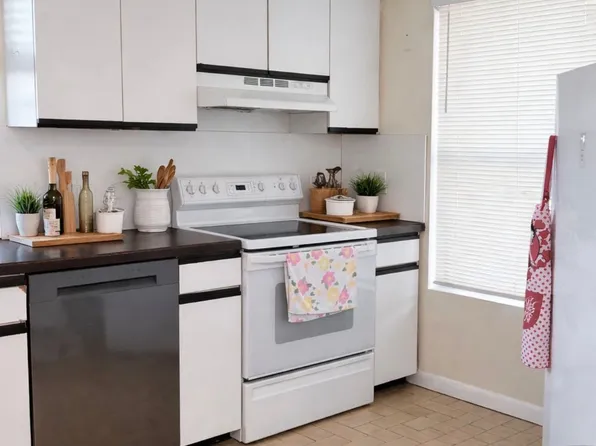 15015 SW 49th Ln #D, Miami, FL 33185