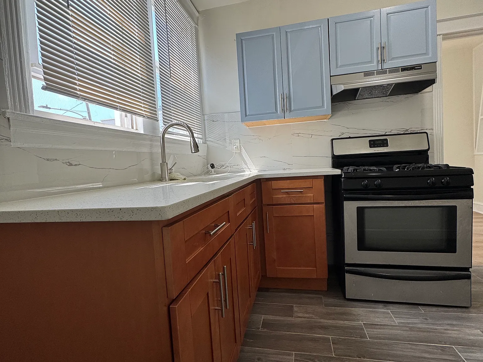2 bed, 720 sqft, $1,150 — Photo 1