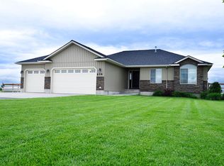 658 N 700 E, Firth, ID 83236