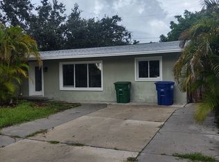 4521 S Shamrock Rd, Tampa, FL 33611