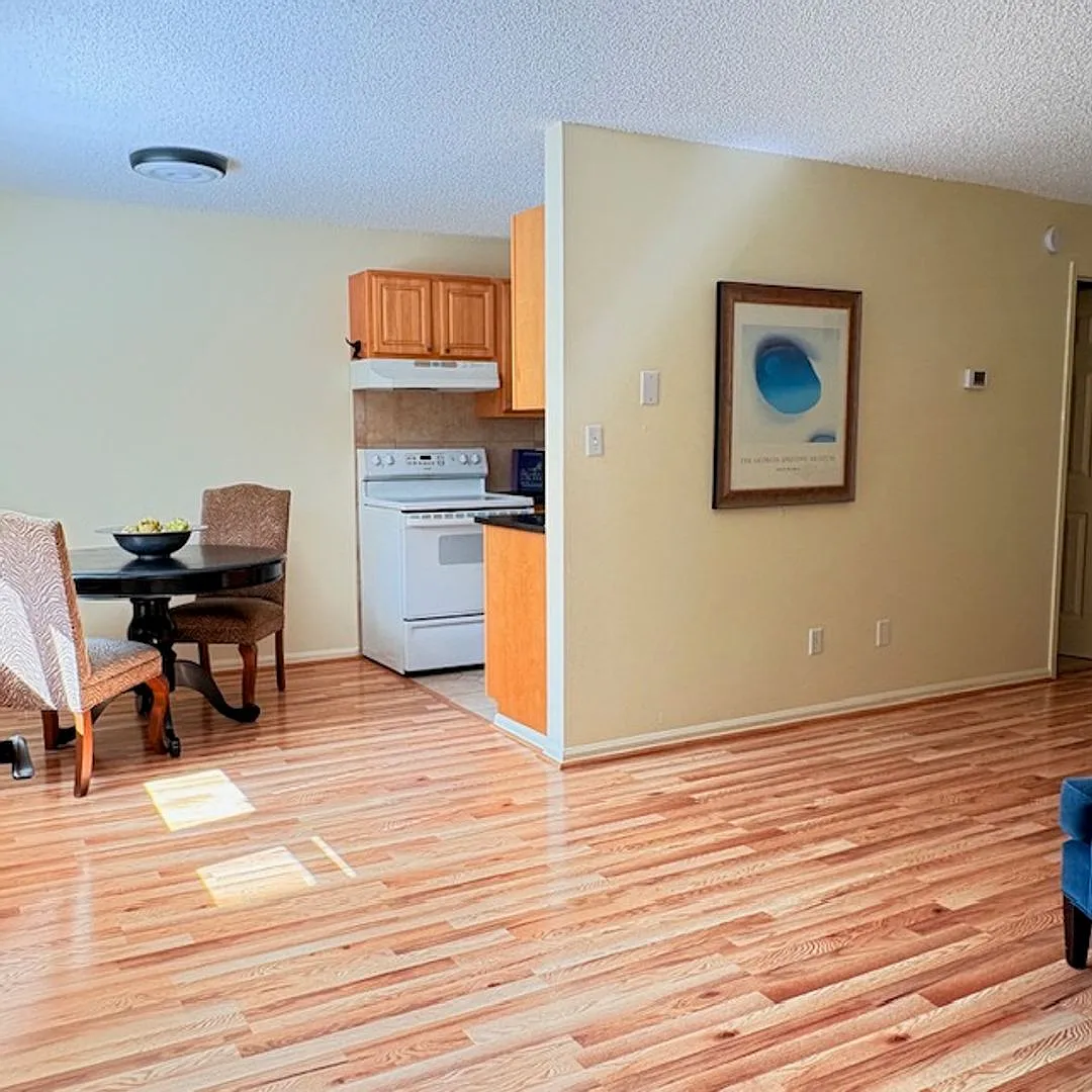 Updated 1-Bedroom Boulder Condo With Pool & Prime Location! Available Now! — Photo 4