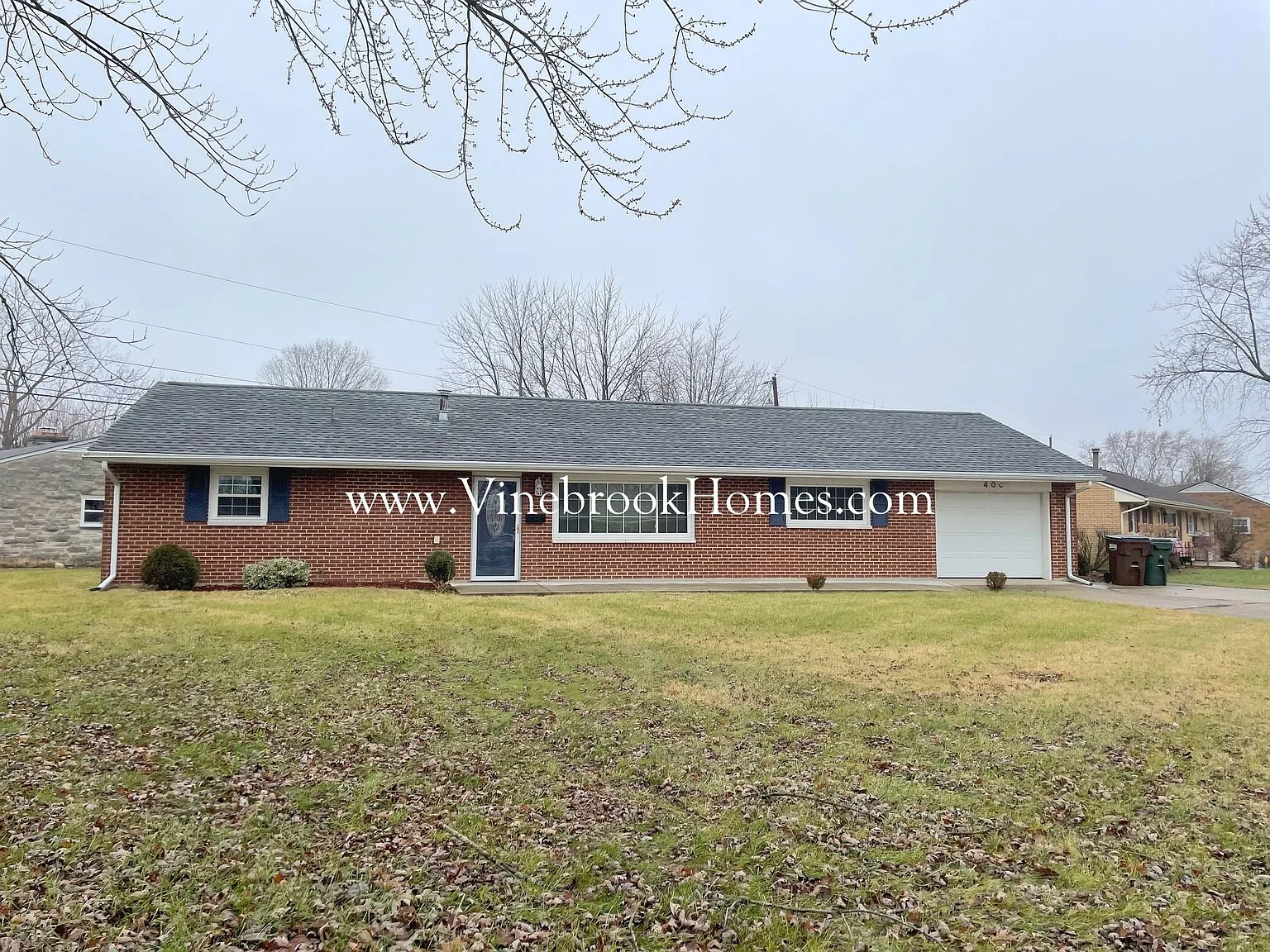 400 Carol Ln photo 1