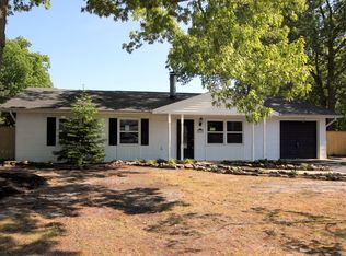 210 Lawrence Dr, Lanoka Harbor, NJ 08734