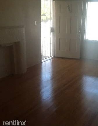 00L0L_g4Ll69W9B4g_600x450