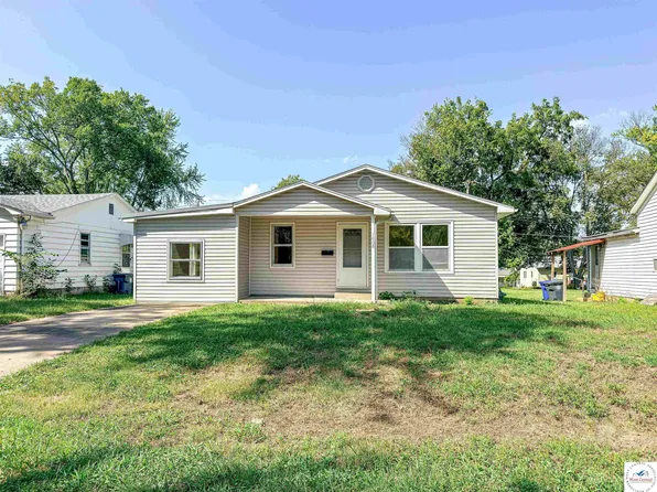 1408 S Harrison Ave, Sedalia, MO 65301