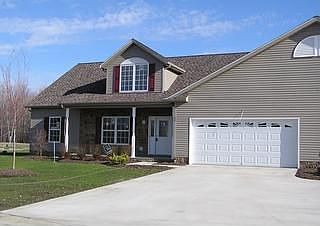 1st image of 50 Tanners Farm Dr #36