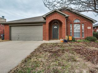 4075 Tulip Tree Dr, Fort Worth, TX 76137