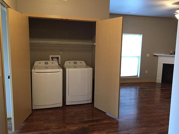 Washer Dryer IN unit!