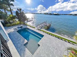 426 Buttonwood Ln, Largo, FL 33770