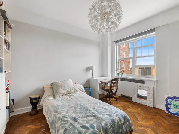 200 Cabrini Boulevard image 9 of 18