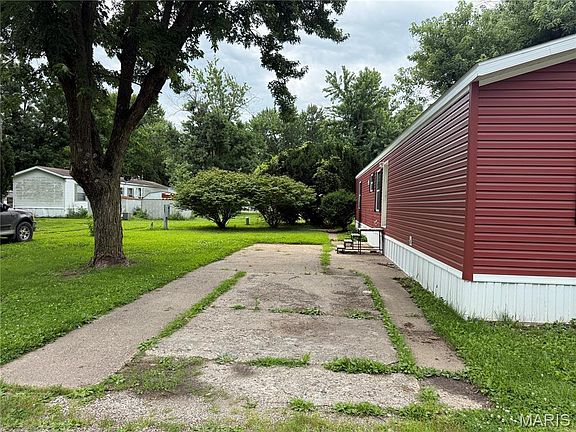 2nd image of 32785 Willow St Lot 23