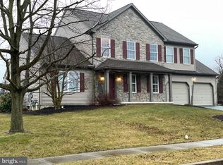 4230 Greywood Dr, York, PA 17402