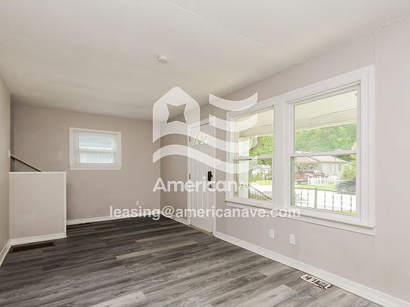 3-Living Room