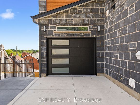 3rd image of 129 Saint George St