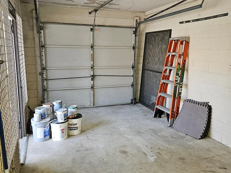 garage
