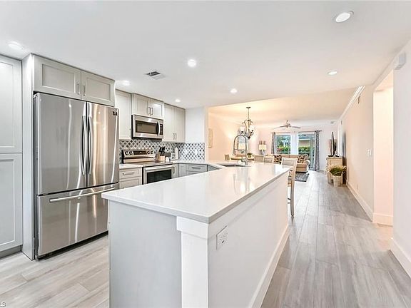 3rd image of 360 Horse Creek Dr APT 107