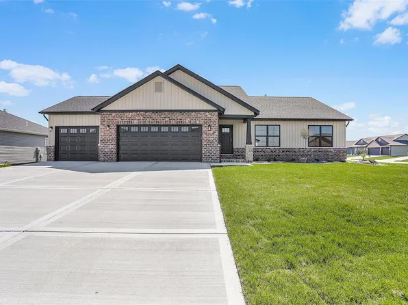 513 Eisenhower Blvd, Troy, IL 62294