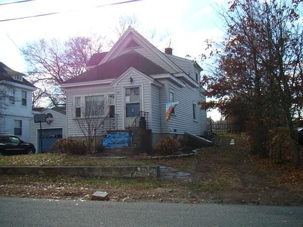 2nd image of 57 Fruit Street Ext