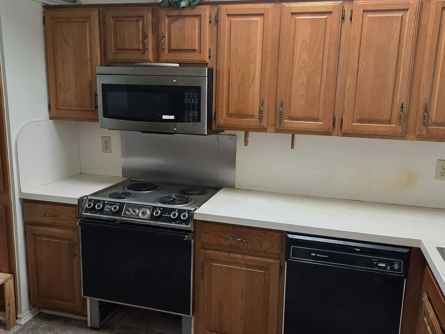 3 bed, 1391 sqft, $2,000 — Photo 3