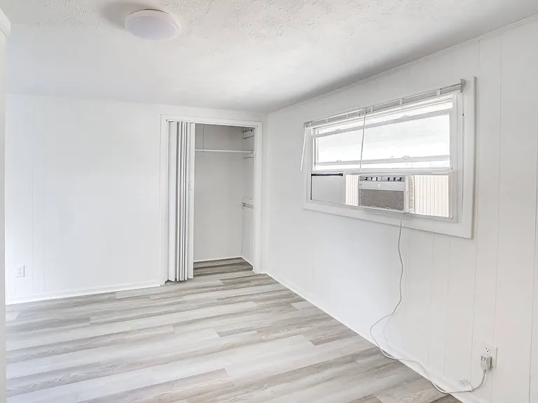 13117 Wilton Ave — Photo 25