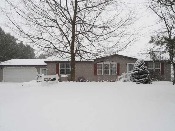 6518 Osborne Rd, Delton, MI 49046