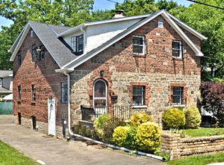 (Undisclosed Address), Harrison, NY 10528