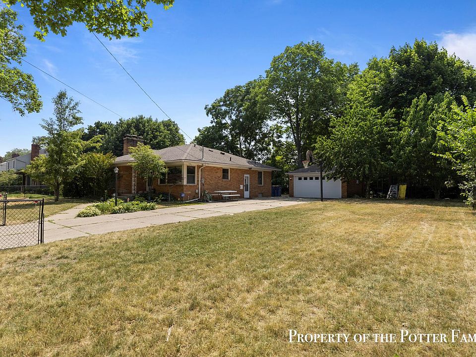 2247 Godwin Ave SE, Grand Rapids, MI 49507 Zillow