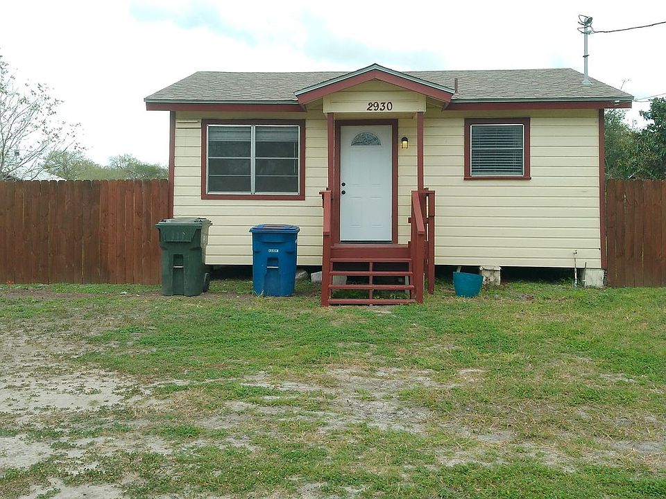 1st image of 2930 E Harrington Dr