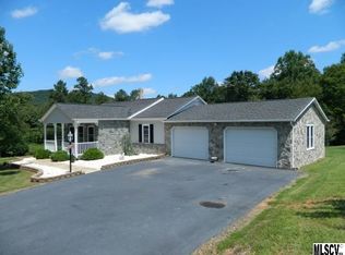 3094 Jones Wade Rd, Hudson, NC 28638