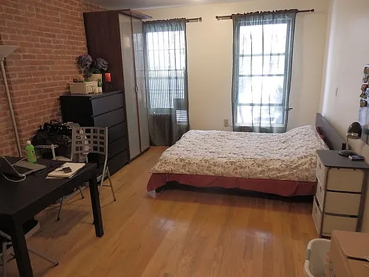 Rented by Town Residential | media 15