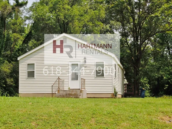 707 Hilda St, Edwardsville, IL 62025