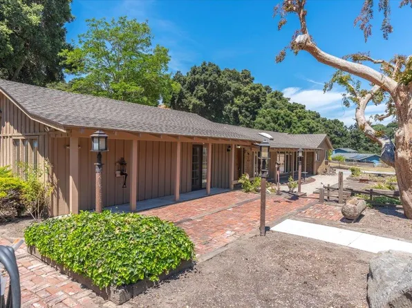 392 Corral De Tierra Rd, Salinas, CA 93908