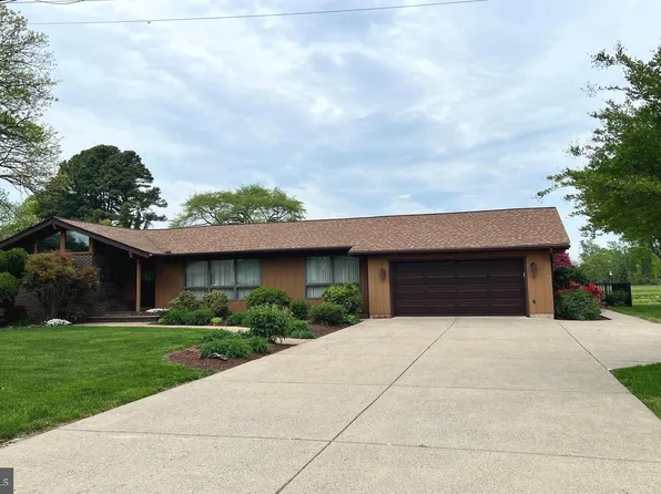 908 Bay St, Woodbridge, VA 22191