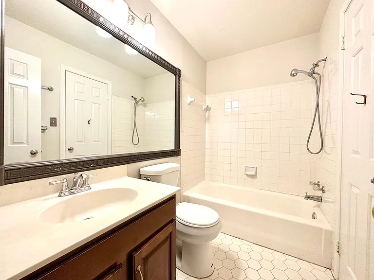 20322 Butterwick Way — Photo 37