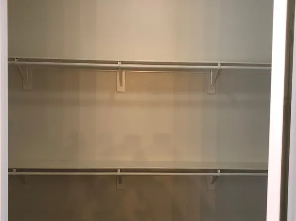 10242 Cotoneaster St, Apple Valley, CA 92308