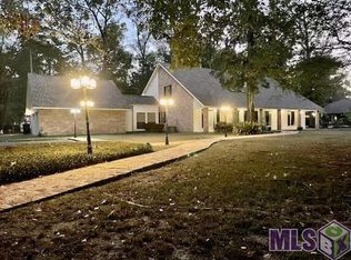 19114 Hickory Bay Ct, Baton Rouge, LA 70817