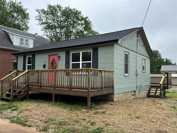 302 E Cherry Ave, Owensville, MO 65066