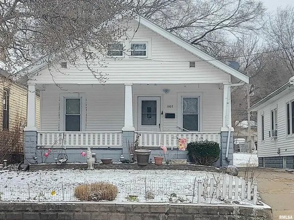 1507 NE Perry Ave, Peoria, IL 61603
