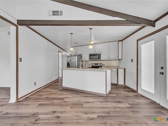 5th image of 1105 Elyse Dr