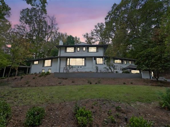 3018 W Pine Valley Rd NW