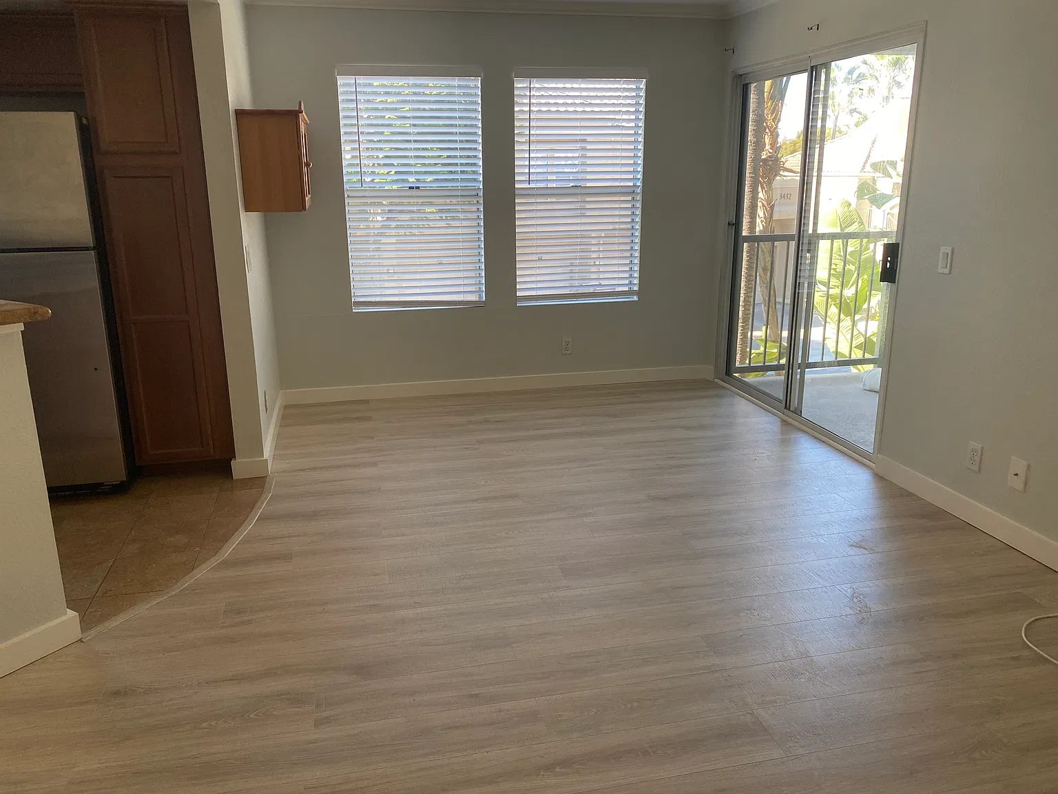 2 bed, 900 sqft, $3,100 — Photo 1